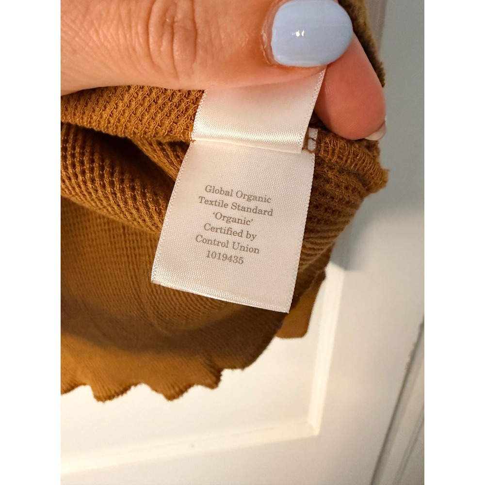 Everlane Organic Cotton Waffle Knit Turtleneck Mustard Yellow Lettuce Hem M - Picture 3 of 5